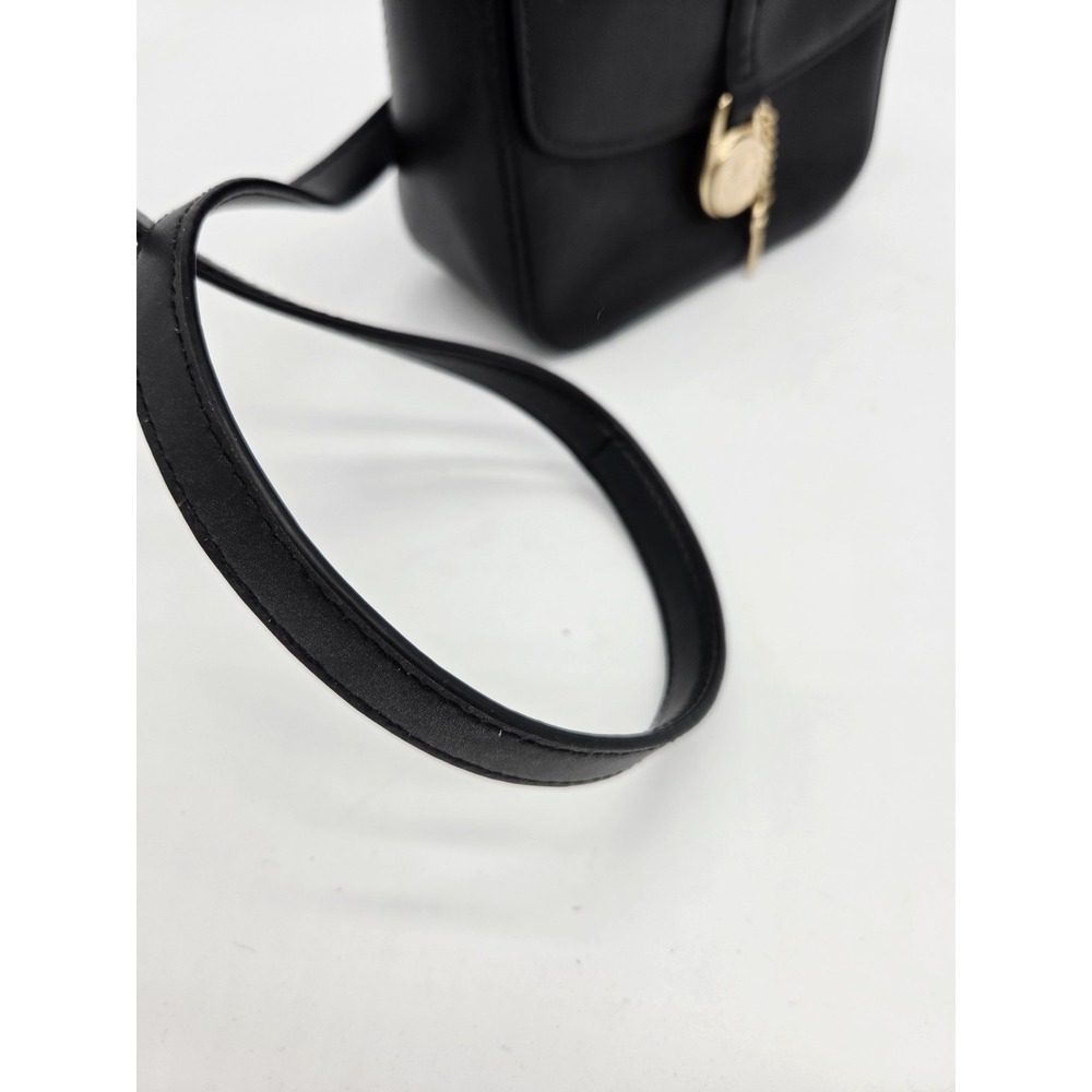 Michael Kors Lyra Small Flap Crossbody MK Key Lock Bag Black Leather - Picture 3 of 9